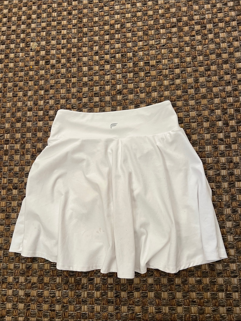 White Women's Athletic Skater Skirt med